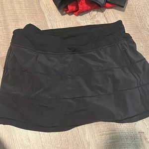 Black lululemon tennis skirt
